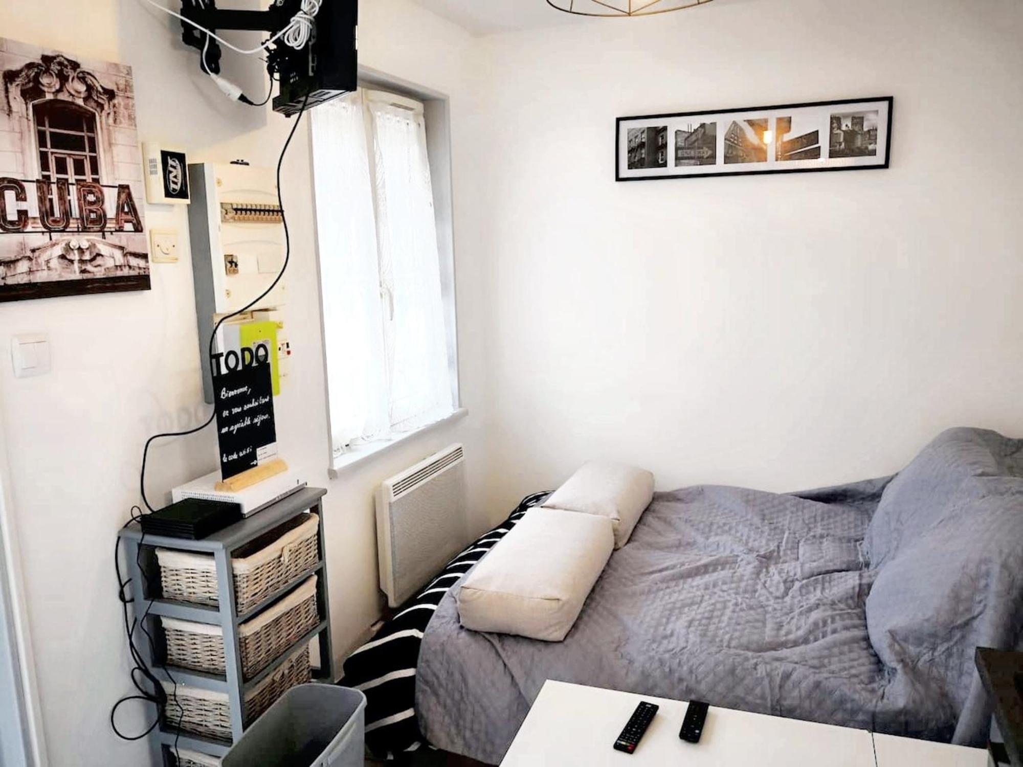 Studio Cosy A Montargis 13 M² Parking Inclus Exterior photo